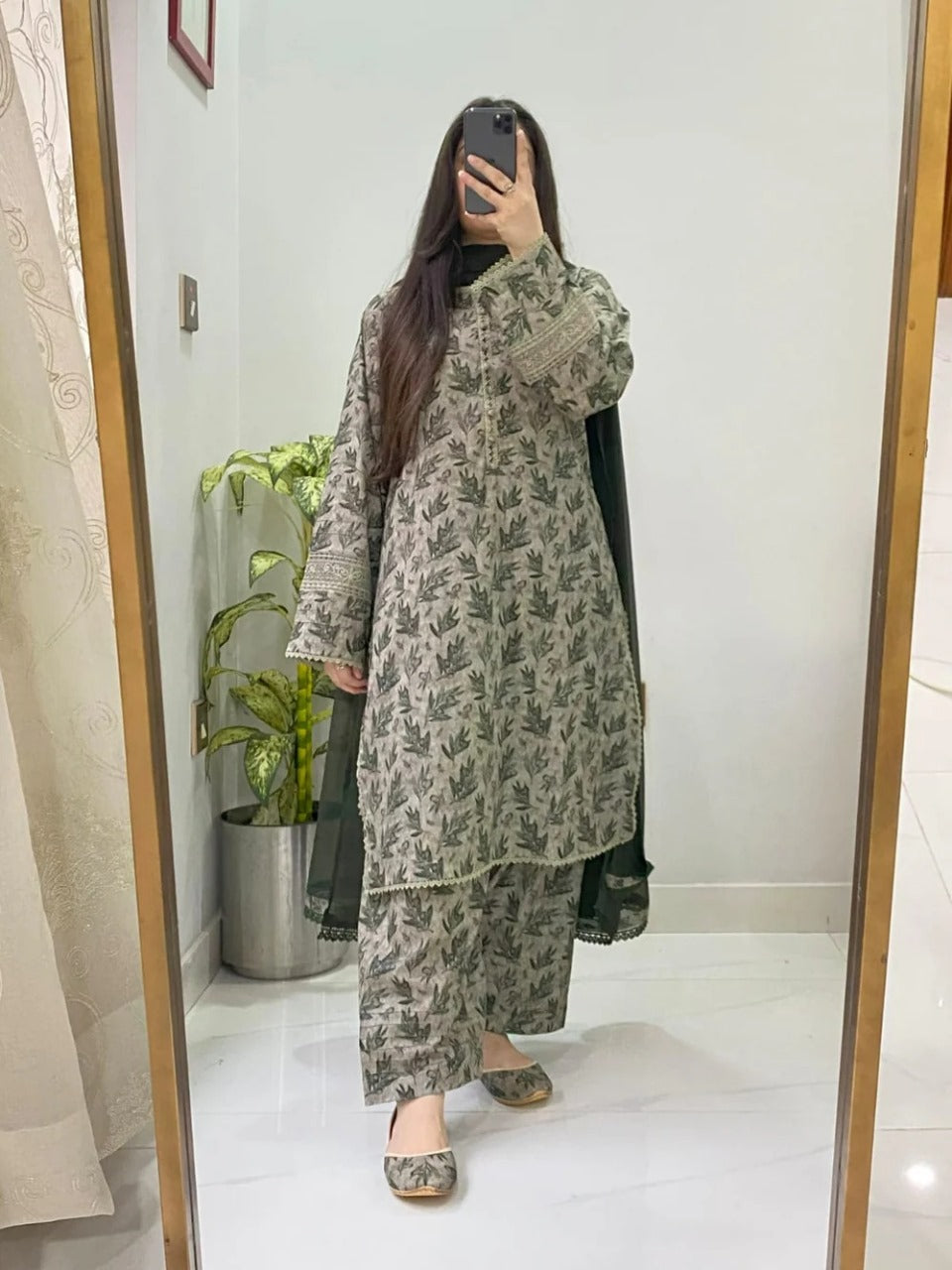 Hina-e-Subah – Stitched 3-Piece Lawn Suit in Olive Tranquility