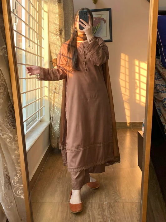 Mocha Grace – Stitched 3-Piece Lawn Suit in Classic Brown Elegance